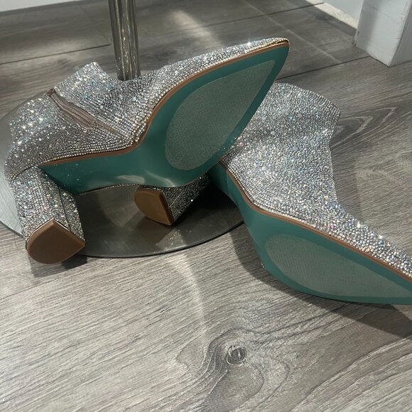 Betsey Johnson Glass Stone Ankle Boots - Size 11 - Never worn - Picture 4 of 6